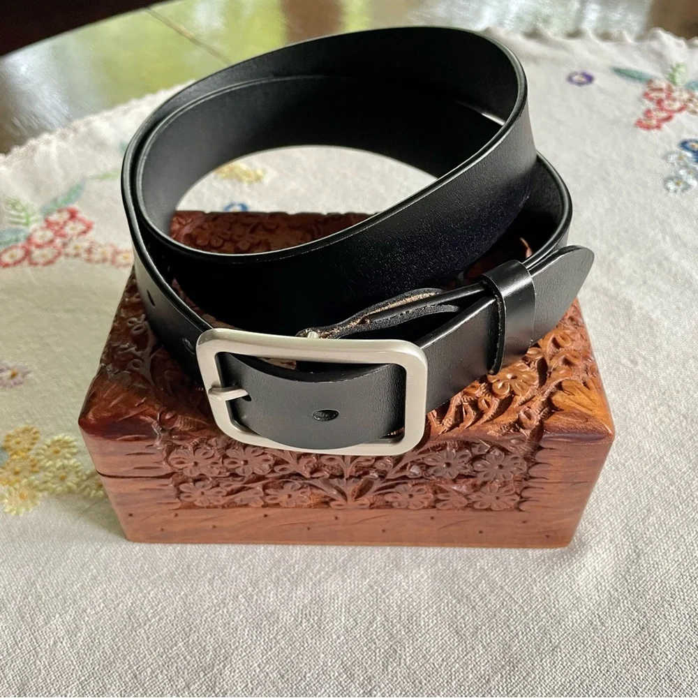 Black Leather Belt with Rectangular Silver Buckle. 40